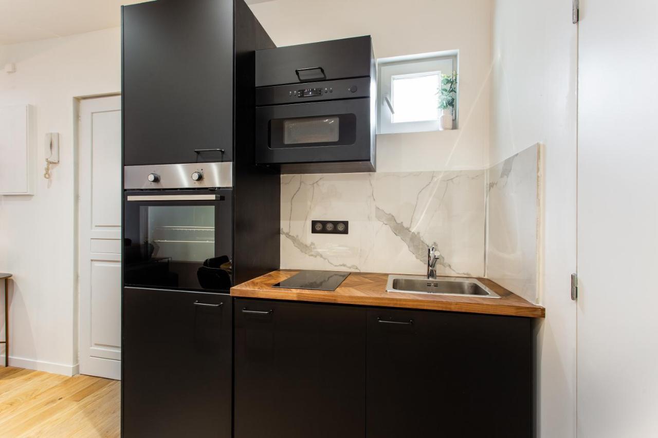 Apartamento CMG Montmartre/ Marché Saint-Pierre París Exterior foto